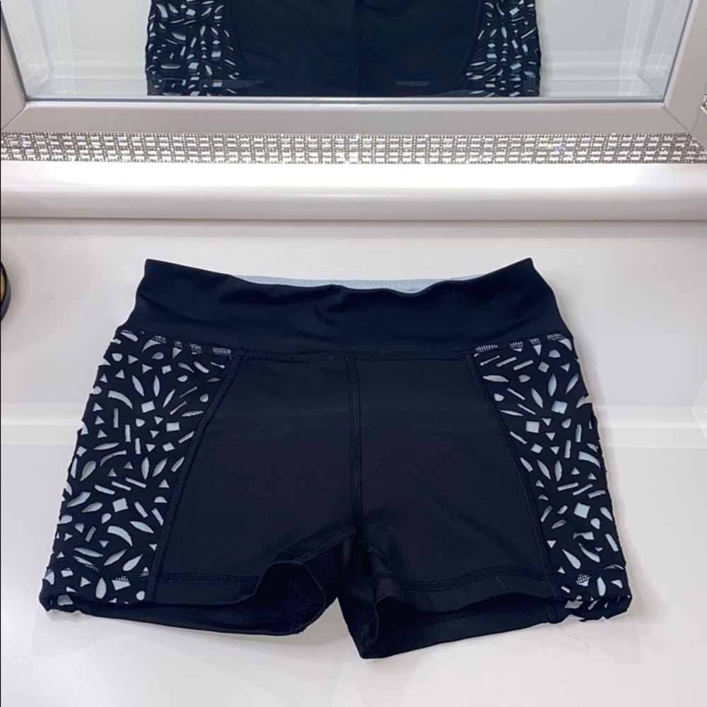 Perfect compression shorts